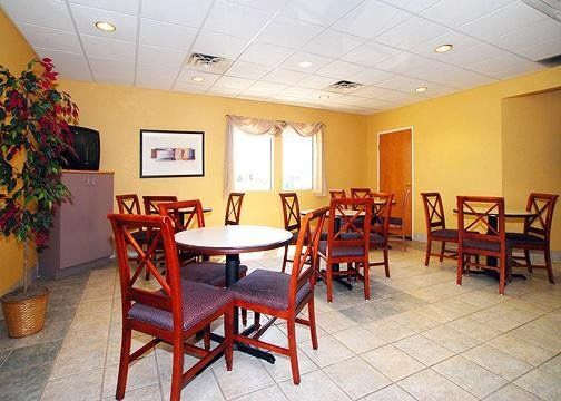 Baymont By Wyndham Wayne Hotel 3*